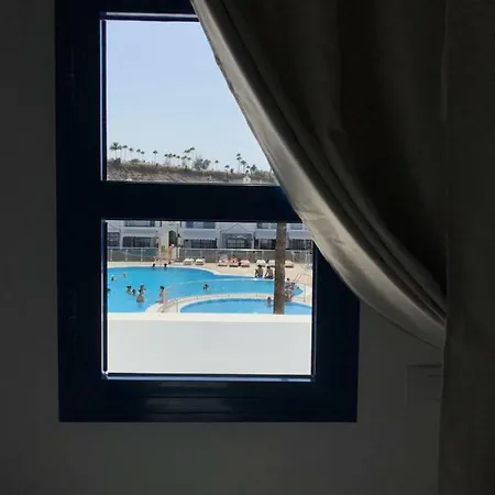Front Pool Cozy Bungalow Appartement